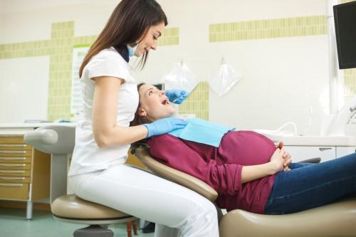Лечение зубов в стоматологии "Костамед"